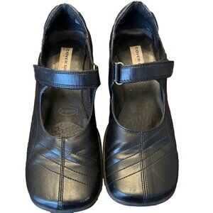 Women's Cover Girl Sport Mary Jane Black Shoes. Size 7.5